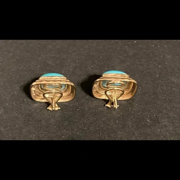 13.4 gram 14 kyg Persian Turquoise ( MAZ )Earrings. - Picture 4 of 5